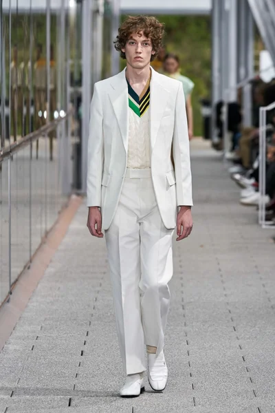 Look 41